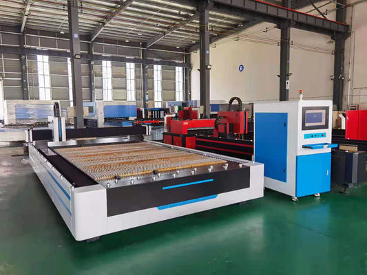 Forma de aluminio IPG Raycus del metal de la cortadora del laser de la fibra del CNC 10m m